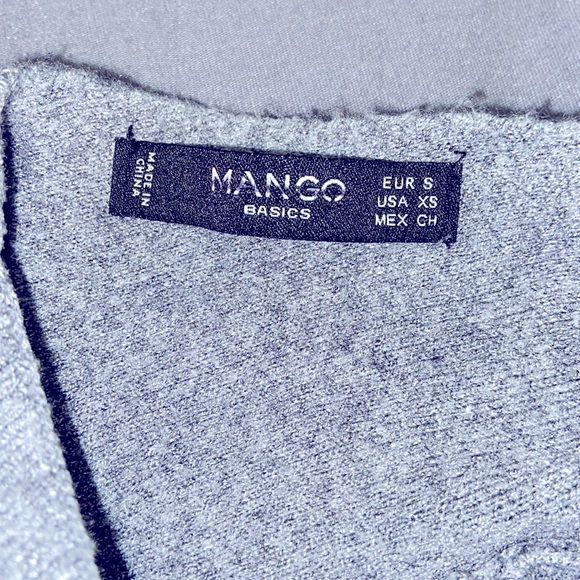 Gray sweater - Picture 2 of 2